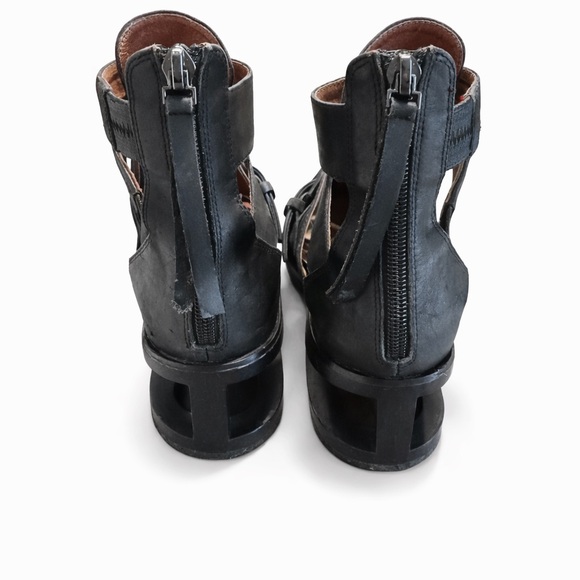 JEFFREY CAMPBELL🔥 Level-Up Black Booties Sandals w/Cut-Out Heel  Size 6.5 - Picture 7 of 9